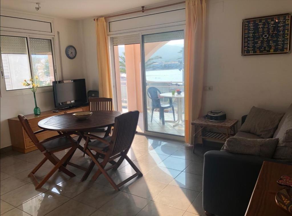 Platja Del Port Apartment ยันซา ภายนอก รูปภาพ