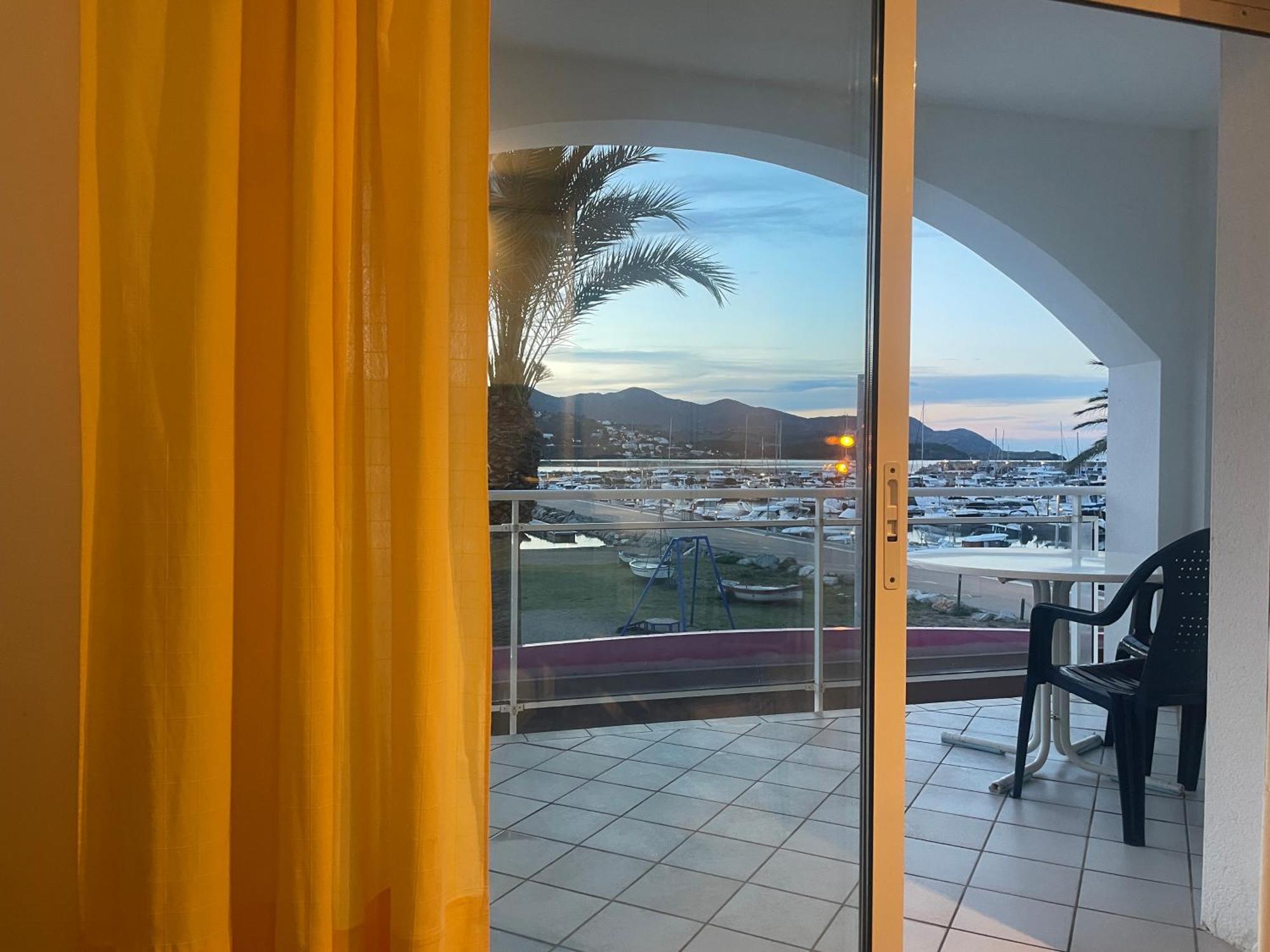 Platja Del Port Apartment ยันซา ภายนอก รูปภาพ